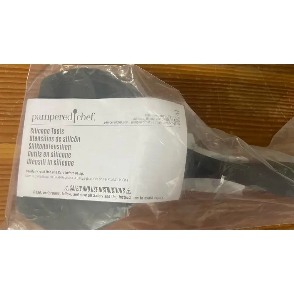 Pampered Chef Silicone Pancake Turner Large Spatula Flipper 100674